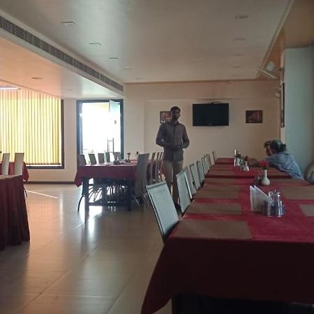 ג'איפור Hotel Royal View מראה חיצוני תמונה