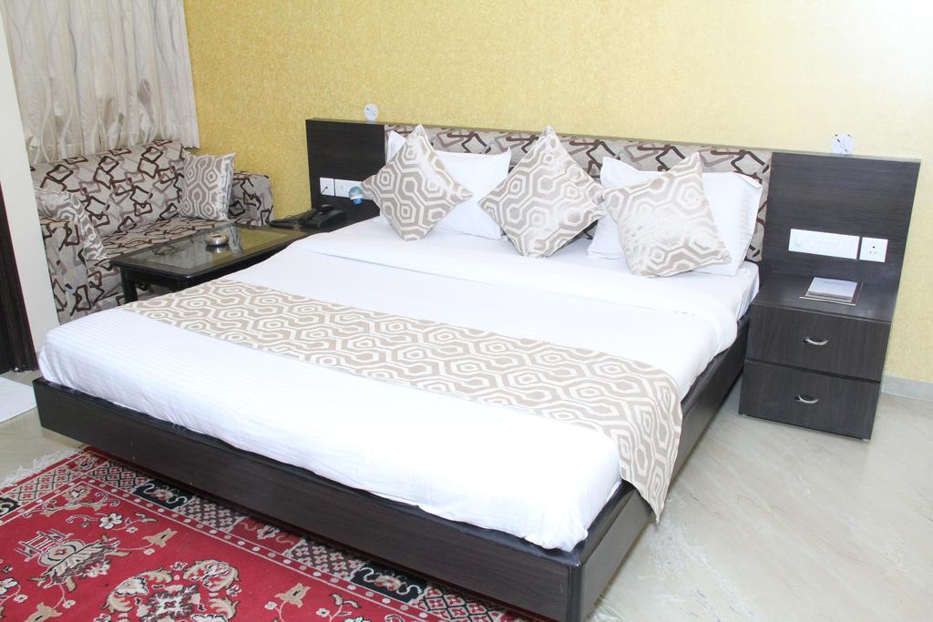 ג'איפור Hotel Royal View מראה חיצוני תמונה